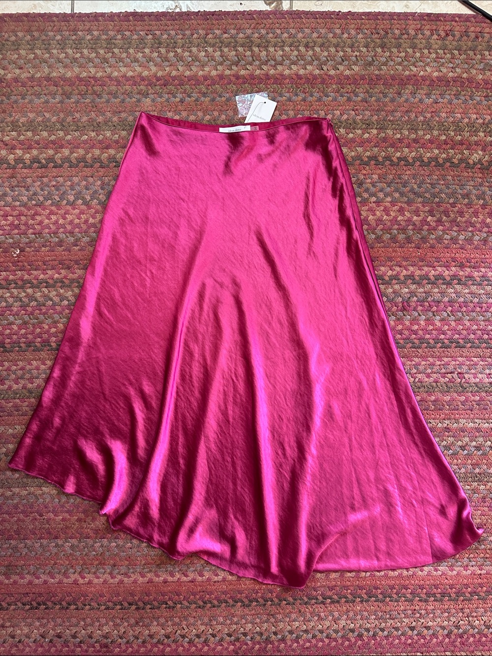 idem ditto Fuchsia Satin asymmetrical maxi skirt